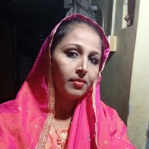 Meet your Posher, Vahida